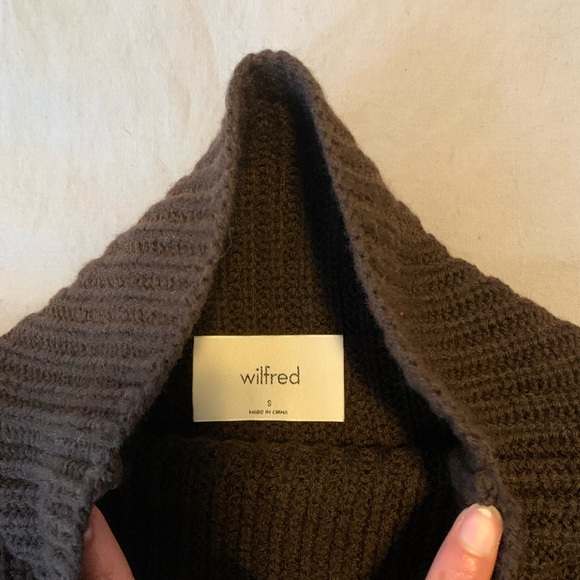 Aritzia Montpellier Sweater Dress - Picture 3 of 5